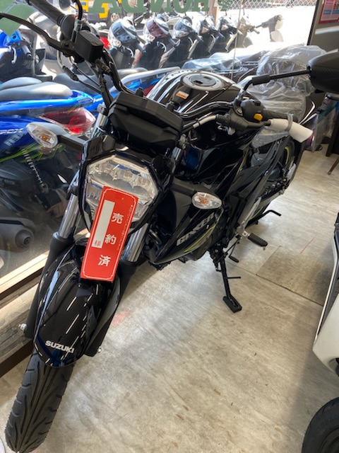 ジクサー150納車整備中